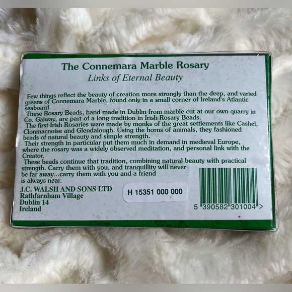Vintage genuine Connemara Rosary beads. New in sealed box. - Picture 2 of 5